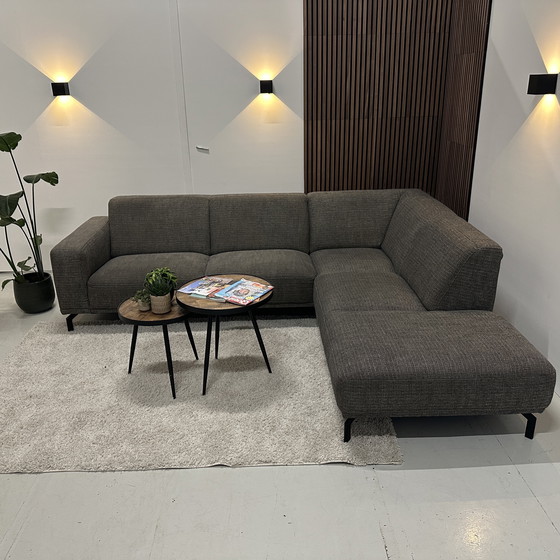 Image 1 of Montel viano