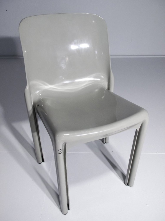 Image 1 of 2 x ARTEMIDE SELENE van Vico Magistretti / GRIJS / PATENT AANGEVRAAGD