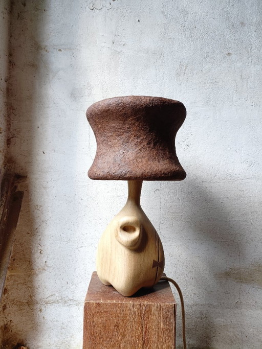 Designerlampe aus massiver Eiche und Pappmaché – tafellampen, Wood