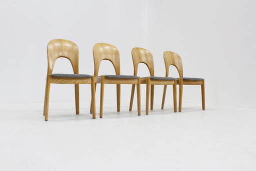 4 Sillas de comedor danesas vintage de Niels Koefoed