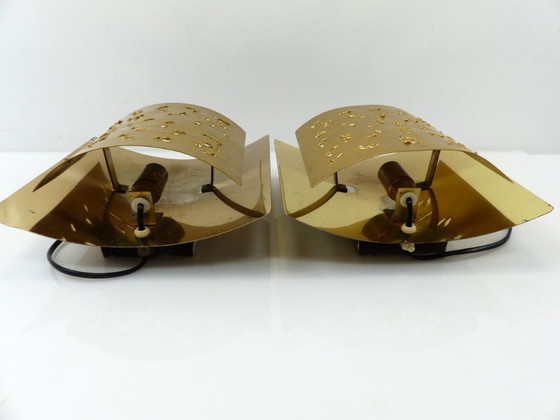 Coppia di applique brutaliste Boréns modello 6477 in ottone perforato, Svezia, circa 1970, Boréns,, Dorato (foto 2 di 10)