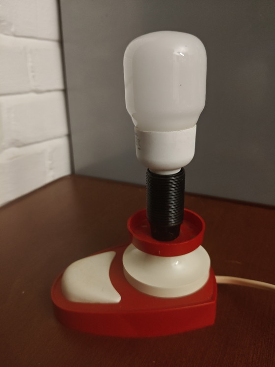 Rare Massive Space Age Table Lamp – Unique Red & White Vintage Design (1970s) – Plastic (photo 5 of 9)