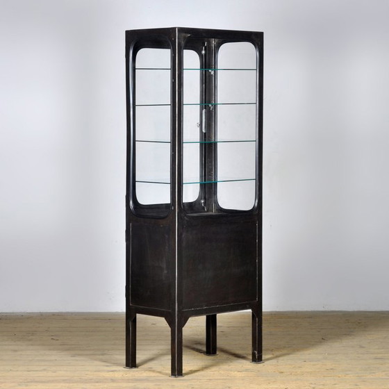 Image 1 of Armadietto medico d'epoca, anni '70