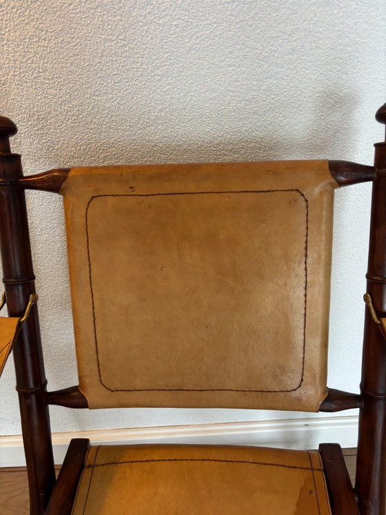 Image 1 of Silla de oficial - tapizada en madera y cuero - estilo campaña militar
