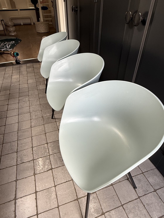 4 Bucket chairs from the brand HAY – Dining chairs, Metal, Plastic (photo 3 of 7)