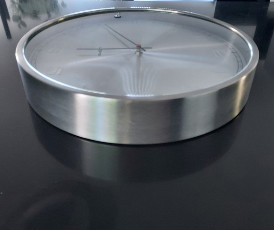 Image 1 of LEFF Amsterdam One geprägtes Aluminium arabisch 35 cm