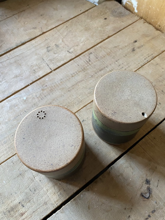 Salière et poivrière Robin Welch, UK, 1977 – Accessoires de table, Céramique (photo 5 of 10)