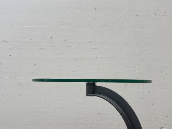 Image 1 of Table d'appoint en verre de style postmoderne avec piètement en fonte, années 1990