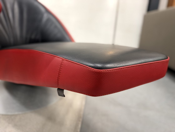 Leolux Parabolica Swivel Armchair black red leather, Modern (photo 10 of 12)