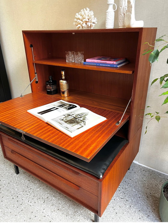 Image 1 of Buffet/armoire/meuble mural vintage