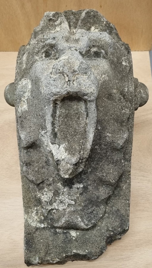 Antichi ornamenti a forma di leone in pietra – Set di 2 – decoratieve objecten, Stone (photo 2 of 11)