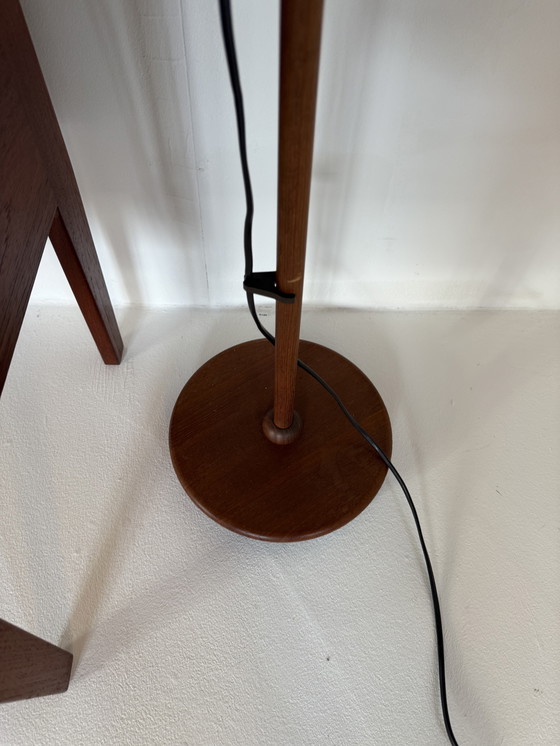 Image 1 of Lampadaire vintage en teck réglable, Domus '80