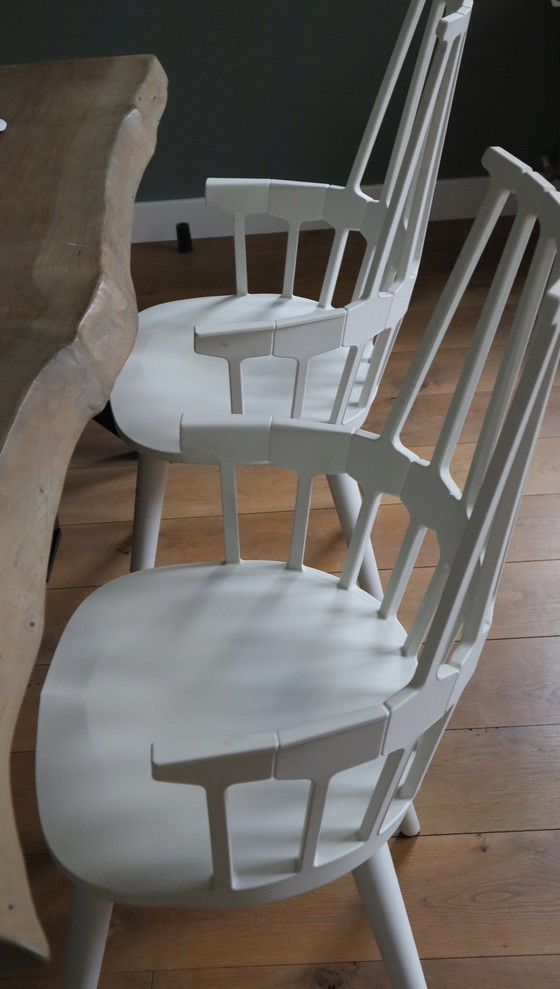 Image 1 of Ensemble de chaises élégantes et confortables Kartell Comback - blanc