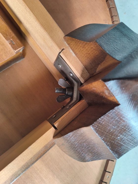 Image 1 of Victorian style dining table