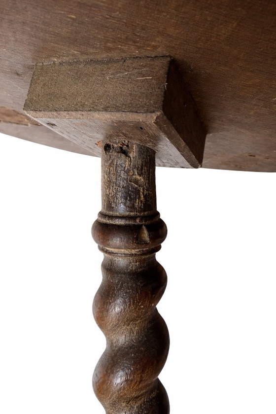 Image 1 of Table d'appoint ancienne en forme de trèfle avec pieds torsadés – Fin du XIXe siècle