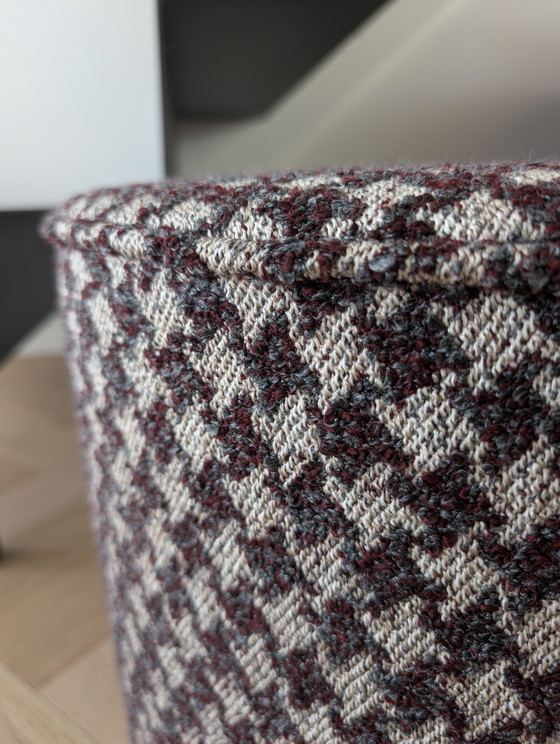 Image 1 of Auberginen-Pouf