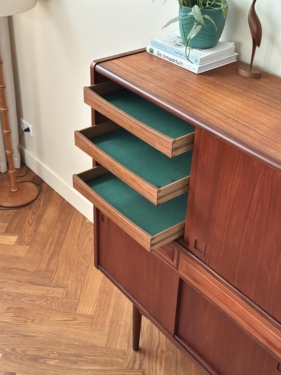 Image 1 of Vintage highboard Deens Johannes Andersen jaren 50/60/70