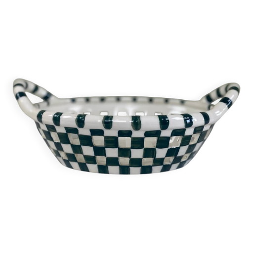 Gridded basket