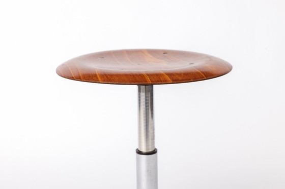 Image 1 of Set of 4 Vintage Industrial Stools 1970s, Chrome Adjustable Stools with Pagholz Seats, Mid Century Stools