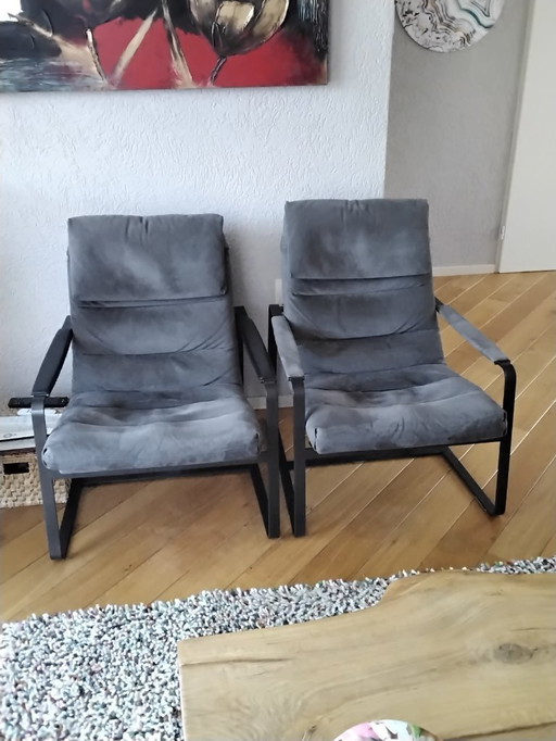 2 x Indra Armchair by Leolux