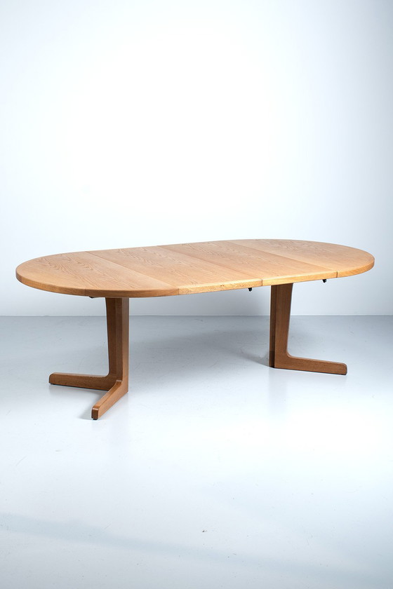 Image 1 of Deense eiken uittrektafel