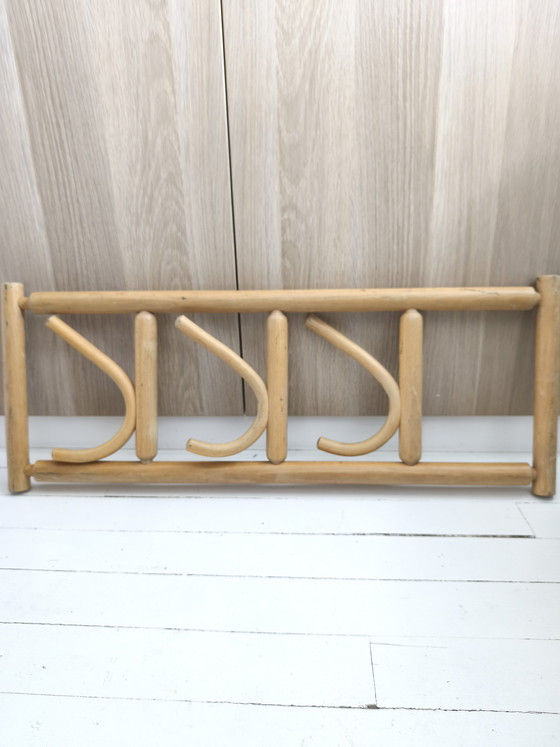 Image 1 of Wandgarderobe Ton, Bugholz