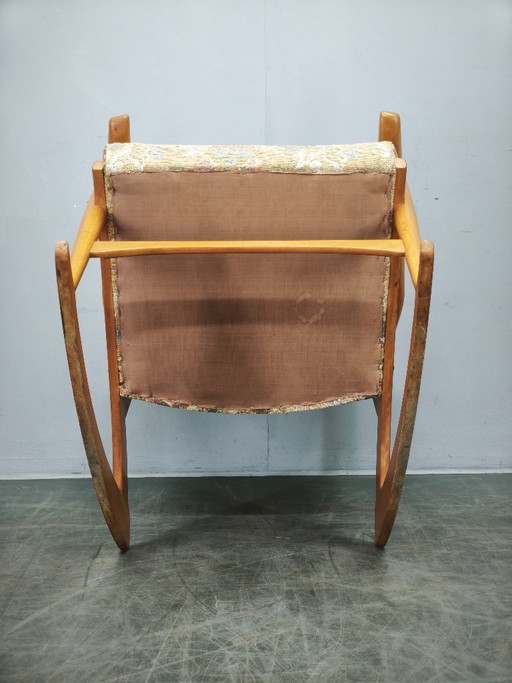Silla mecedora Boomerang de Holger Georg Jensen, Dinamarca, década de 1960.