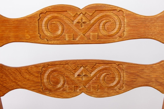 Image 1 of Ensemble de 4 chaises de salle à manger en chêne Henning Kjærnulf | Danois Moderne | EG Mobilier | années 1970