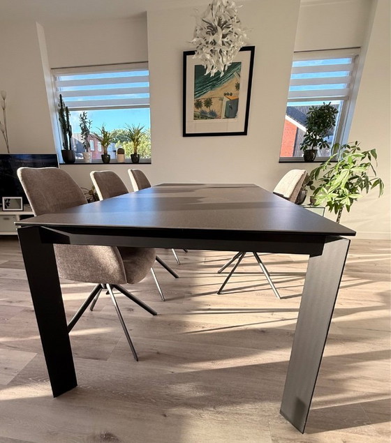 Image 1 of Complete set Keramische Eet tafel en 4 draaibare stoelen