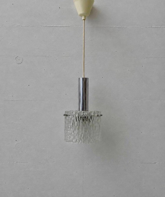 Suspension vintage Kaiser Leuchten en verre texturé et chrome, années 1970 – Plafonniers, Glass (photo 10 of 10)