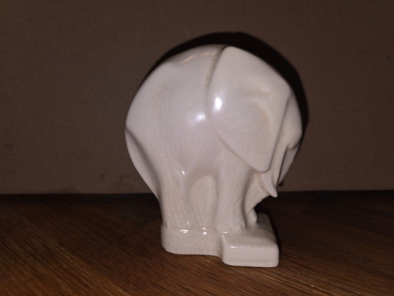 Image 1 of elefante de porcelana