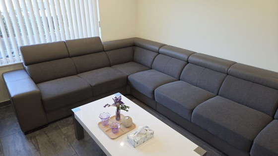 Image 1 of Ruime 5-delige hoekbank met verstelbare hoofdsteunen