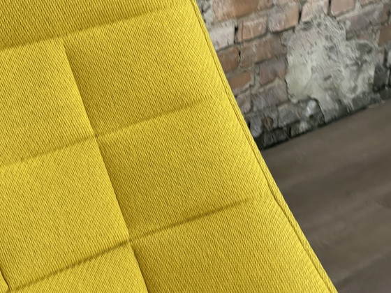 Image 1 of Hay Uchiwa amarillo