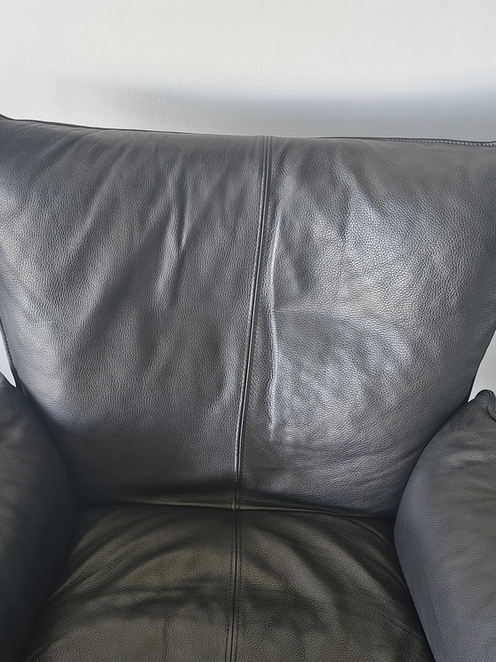 Image 1 of Fauteuil Gaucho en cuir noir