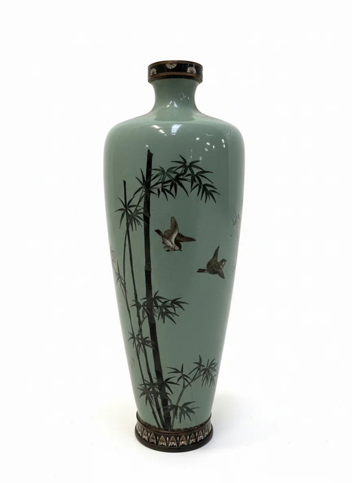 Jarrón Cloisonné Japonés – Período Meiji – Motivo de Pájaro – 19 cm – vazen