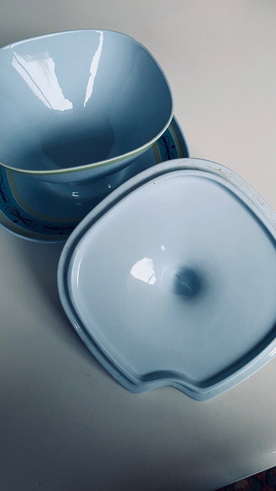 Image 1 of Salsiera Royal Sphinx con coperchio – decorazione “Libellula” – Maastricht – anni '60