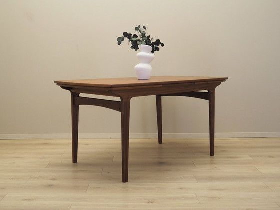 Image 1 of Table en teck, design danois, années 1960, production : Danemark