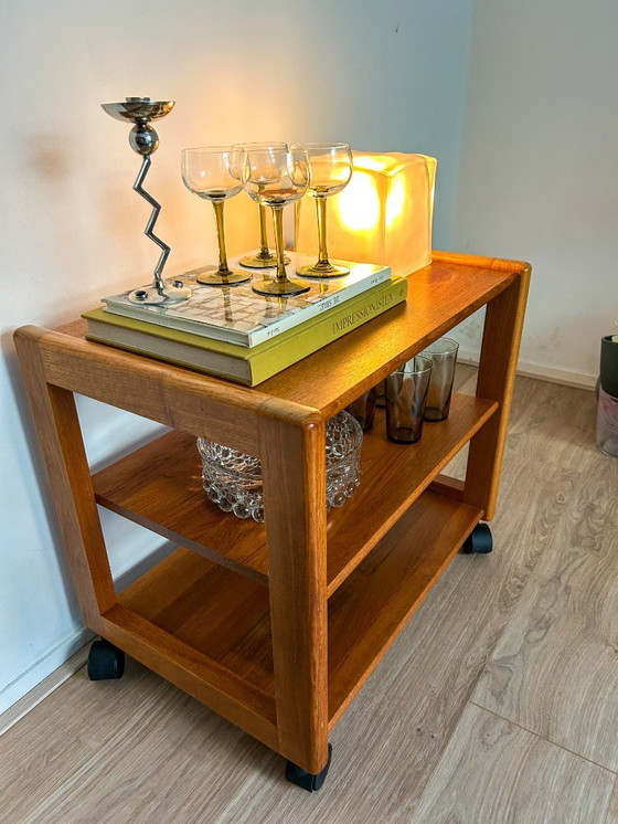 Image 1 of Vintage mid-century trolley gemaakt in Denemarken (teak)hout