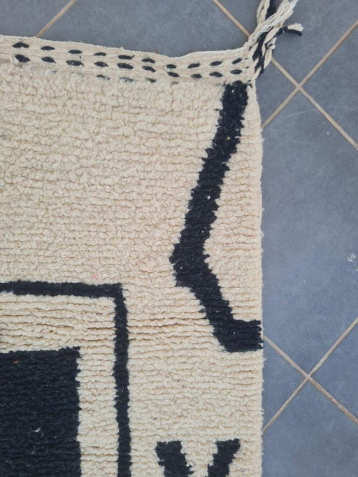 Tapis Beni Ouarain en laine authentique 250cmx150cm