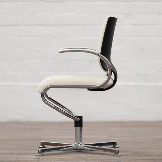 Image 1 of Dauphin In Touch 5409 Vergaderstoel