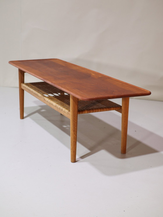 Image 1 of Tavolino da caffè Hans Wegner AT10 in legno di teak e rattan