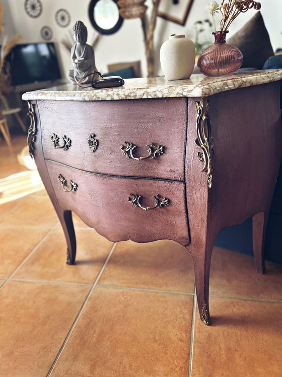 Pretty Louis XV style patinated antique chest of drawers, Powdered violet and marble, Wood, Purple (photo 6 of 15)