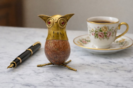 Image 1 of RARE Mid-Century Brass & Pink Natural Stone Owl Sculpture – Italy 1970s – Unique Piece