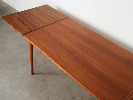 Image 1 of Table en teck, design danois, années 1970, fabrication : Danemark