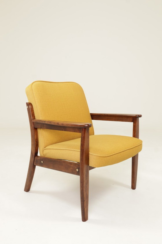 Image 1 of Vintage armchair yellow mellow velvet 1960 modern design 
