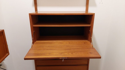 Sistema di pareti in due parti Poul Cadovius