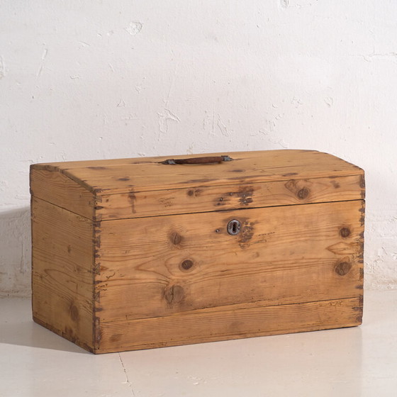 Pequeño baúl antiguo (c.1920) #8 – Cómodas, Rustic (photo 7 of 40)
