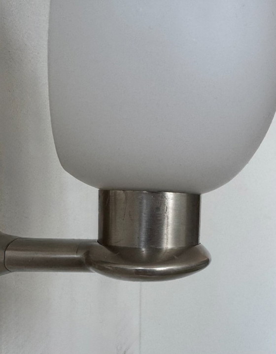 Image 1 of Coppia di applique vintage, metallo cromato e vetro satinato, Francia, 1970