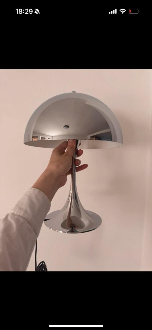 Louis Poulsen Panthella 250