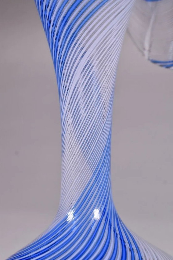 Image 1 of Murano vase by Dino Martens for Aureliano Toso – Blue & white filigree – Italian design